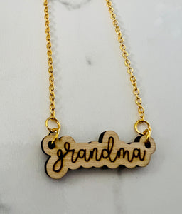 Great Women of the Family Laser Engraved Pendant Necklace